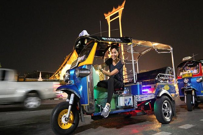 Bangkok by Night Tuk Tuk Tour: Markets, Temples & Food - Street food in several small rounds