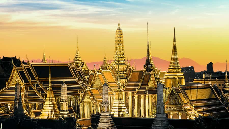 Bangkok: City Highlights Private Tour with Palace & Temples - Key points to know before booking