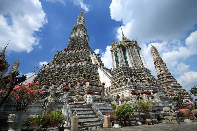 Bangkok City Highlights Tour: Grand Palace & Three Iconic Temples - Guides can make or break the experience
