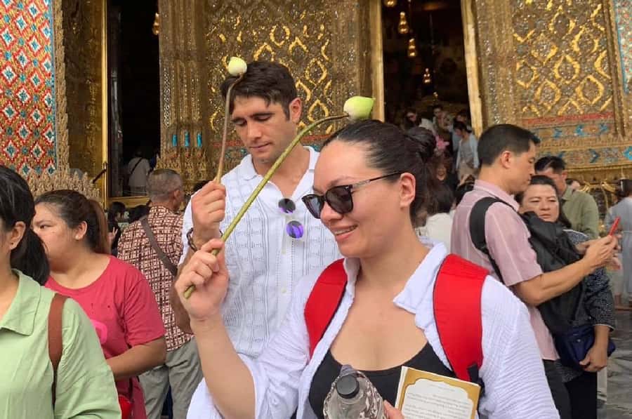 Bangkok Day Tour: Food, Temple & Tuk-Tuk - What the $92 price really covers