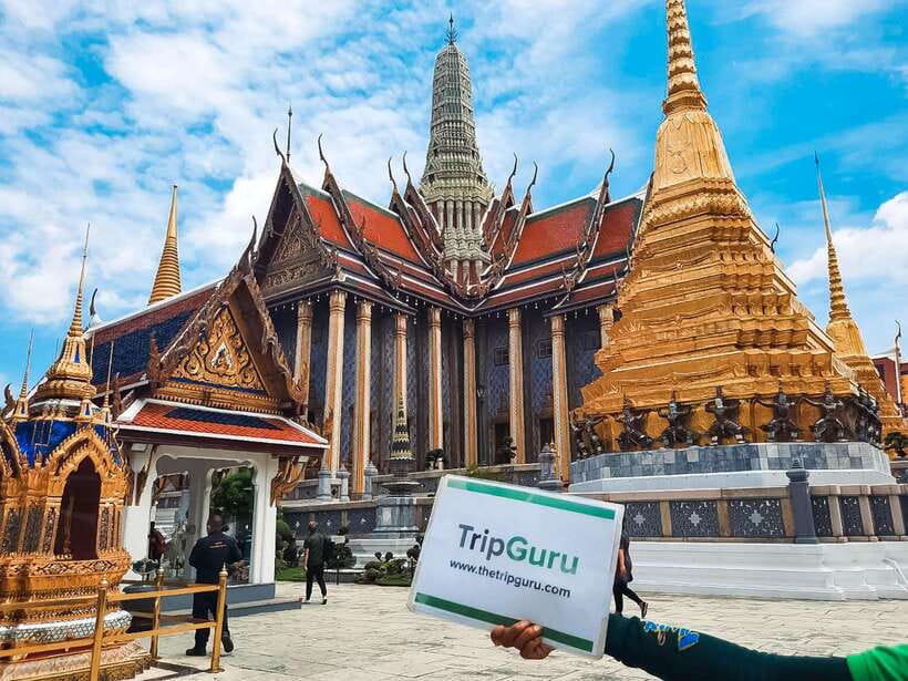 Bangkok: Grand Palace and Wat Phra Kaew Guided Walking Tour - Who will get the most from this experience?