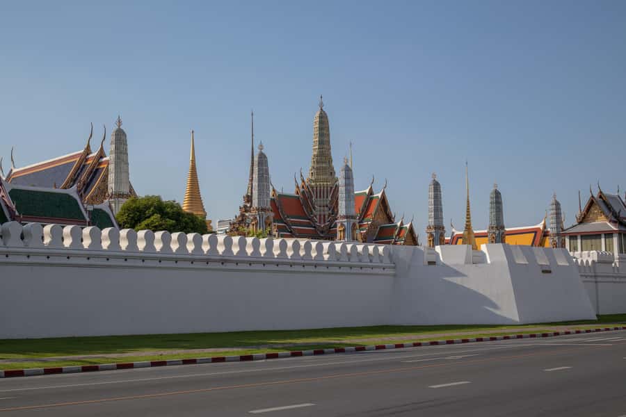 Bangkok: Grand Palace, Wat Pho and Wat Arun - Guide or driver only?