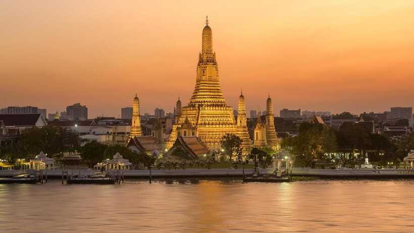 Bangkok: Grand Palace, Wat Pho, and Wat Arun Guided Tour - Who should book this five-hour Bangkok tour