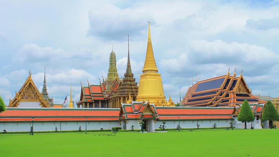 Bangkok: Grand Palace & Wat Pho Half-Day Private Tour - Why this private Bangkok tour works well