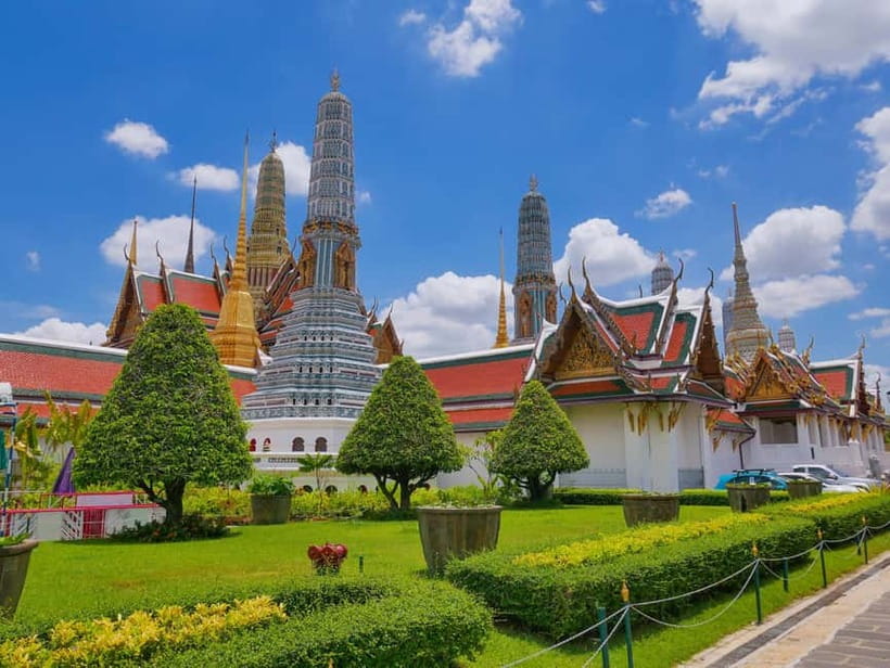 Bangkok: Grand Palace, Wat Pho, Wat Arun Sacred & Local Tour - Why this Bangkok tour works well
