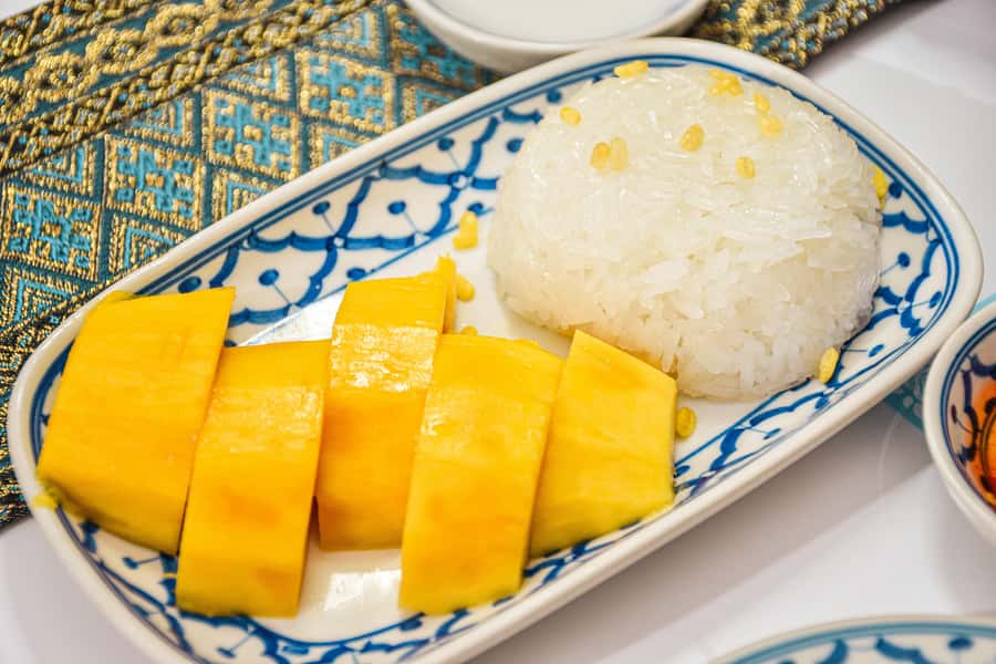 Bangkok: Grand Palace, Wat Pho with Mango Dessert Tastings - Key points at a glance