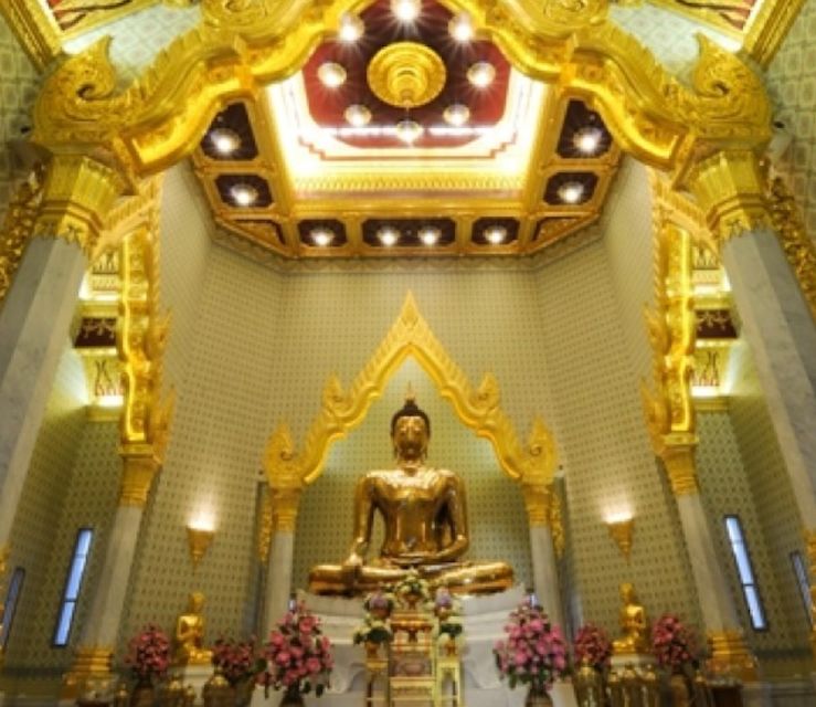 Bangkok: Half-Day Temple and Grand Palace Group Tour - The Grand Palace and Bangkok’s royal center