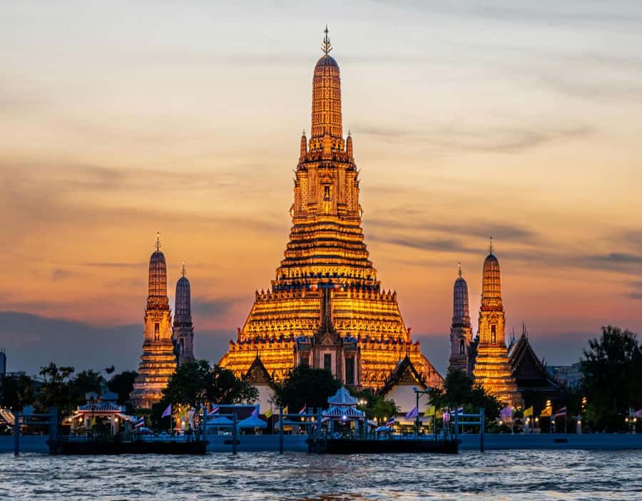 Bangkok: Highlights Tour wth Grand Palace & Must See Temples - Should you book it?