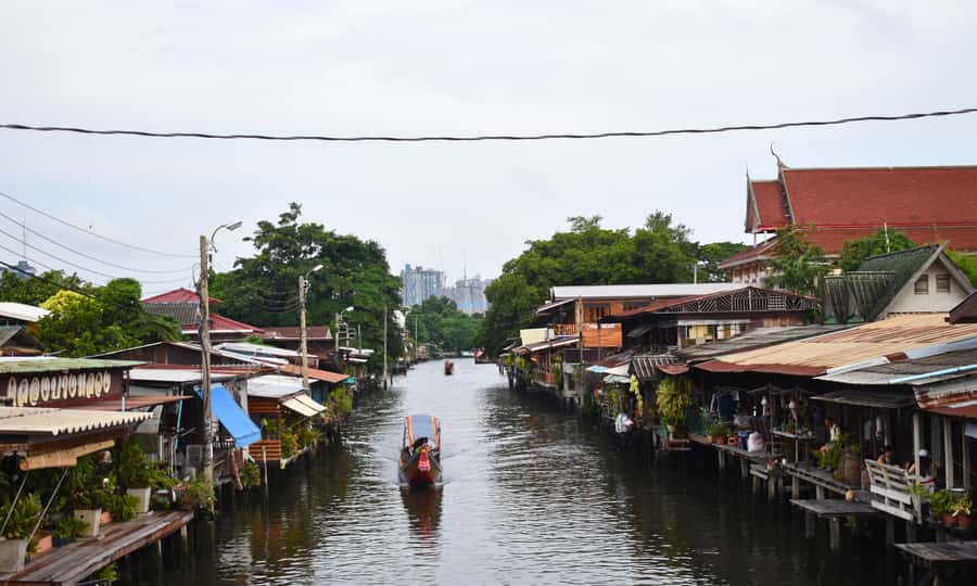 Bangkok: Highlights Tour wth Grand Palace & Must See Temples - Thonburi’s Artist’s House offers a quieter Bangkok