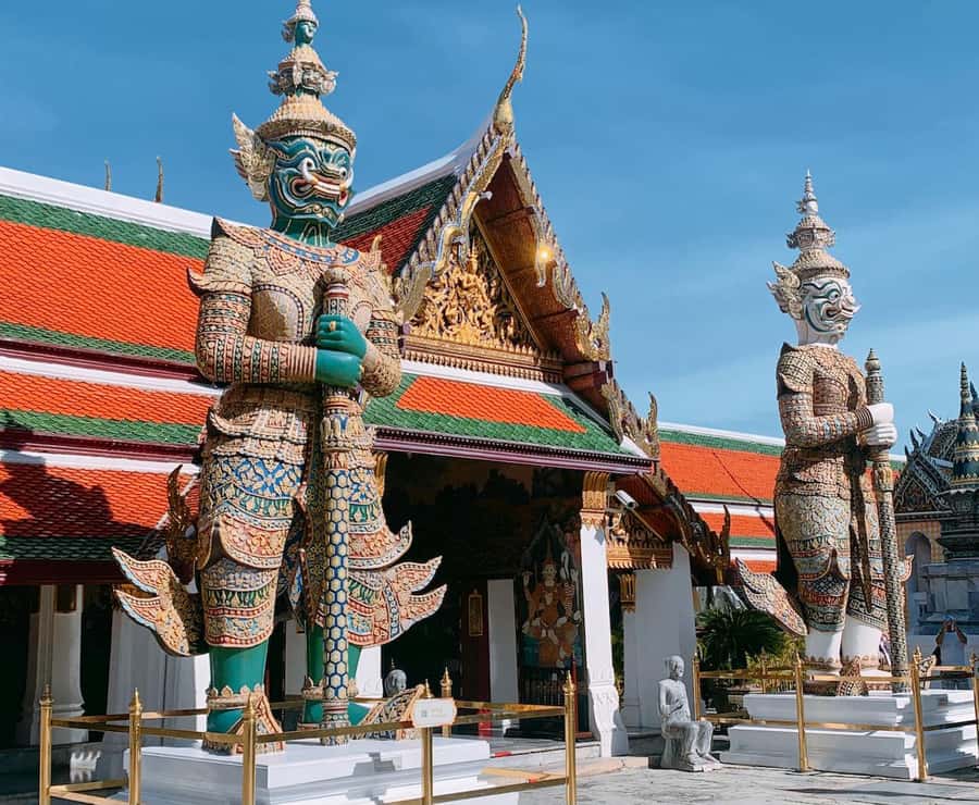 Bangkok: Iconic Temples Private Tour - Clothing, timing, and comfort