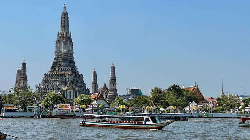 Bangkok: Longtail Boat Canal Tour to Wat Arun - Khlong Bang Luang and the Artist House