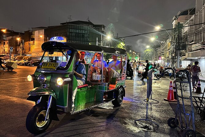 Bangkok Night Tour: Food, Temple & Tuk Tuk - Key points to know before you book