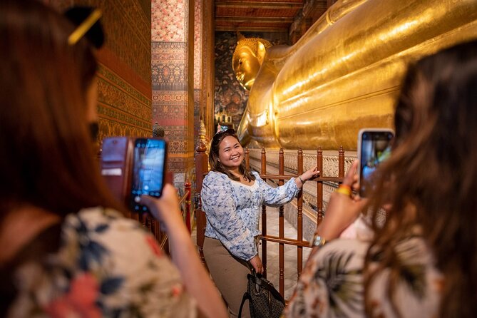 Bangkok Night Tour: Wat Arun, Wat Pho, Chinatown & Tuk Tuk Ride - Why Bangkok works better after dark