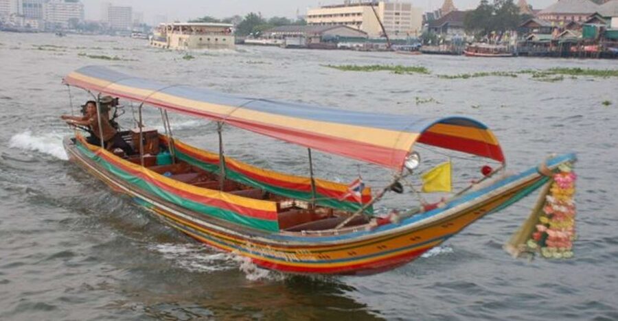 Bangkok: Private Thonburi Longtail Boat Tour & Wat Pho Visit - The longtail boat ride through the khlongs