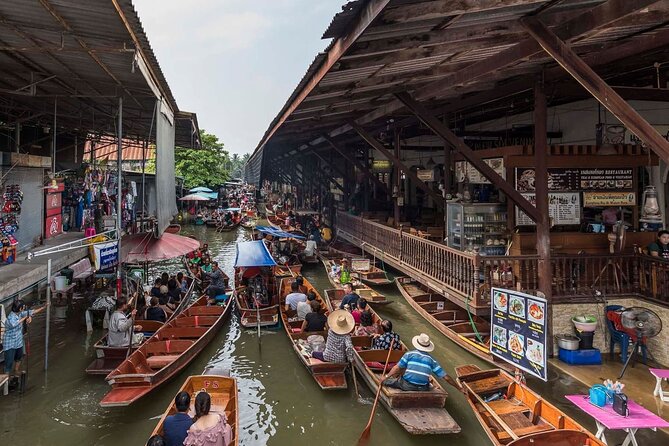 Bangkok: Railway and Floating Market Tour + Dragon Temple - Who should book this outing?