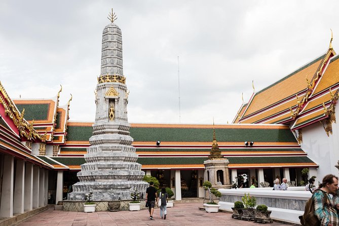 Bangkok Reclining Buddha (Wat Pho) Entrance Ticket - Why the pickup can be worth $25
