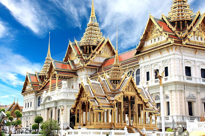 Bangkok's Grand Palace Complex and Wat Phra Kaew Tour - What the guide adds