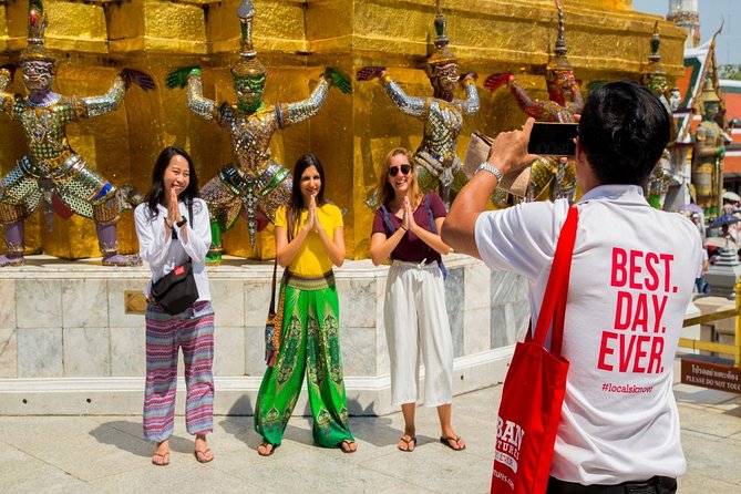 Bangkok’s Treasures: Temples & the Majestic River of Kings - Who should book this experience?