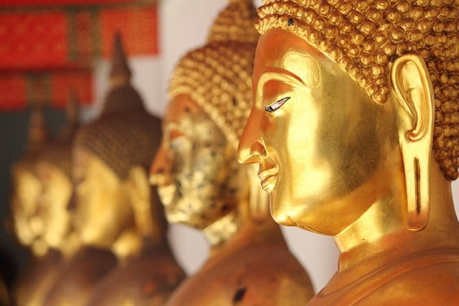 Bangkok Temples Tour Including Reclining Buddha at Wat Pho without Hotel Pick Up - Wat Pho and the enormous Reclining Buddha