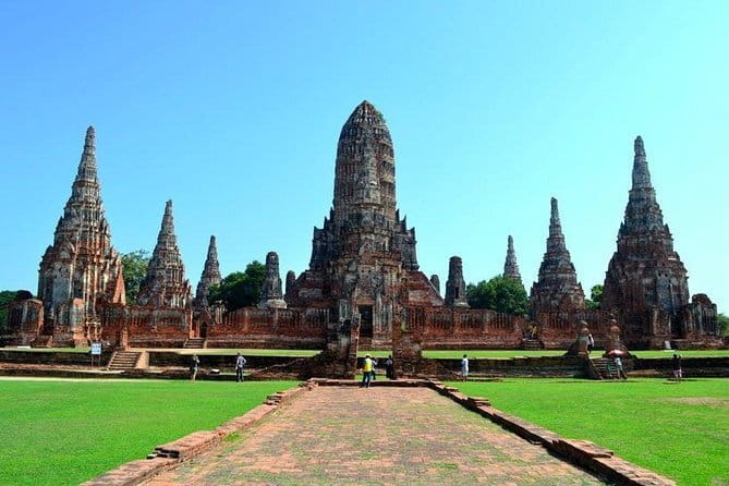 Bangkok to Ayutthaya Lopburi Monkey Temple, Largest Buddha Tour - Wat Muang and its 92-meter seated Buddha