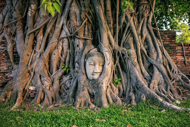 Bangkok to Ayutthaya: Temples & Local Candy One Day Tour - Wat Chaiwatthanaram And Its Riverfront Towers