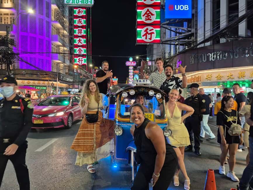 Bangkok: Tuk Tuk Adventure Chinatown Michelin Food & Temples - Starting at Sam Yan and finding your tuk tuk
