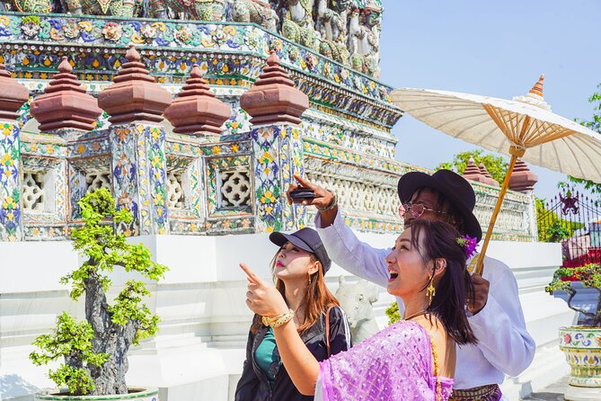Bangkok Wat Pho and Flower Market Historical Walking Tour - Lunch near Tha Tien
