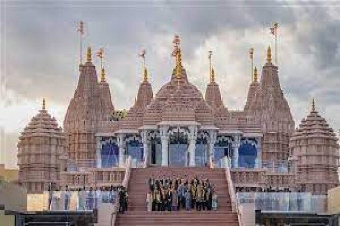 Baps Hindu Temple Tour in Abu Dhabi - The 9:00 am Start and Three-Hour Format