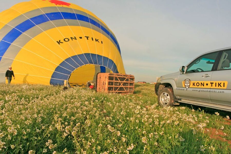 Barcelona: Montserrat Hot-Air Balloon & Monastery Experience - Should you book the Montserrat balloon and monastery experience?