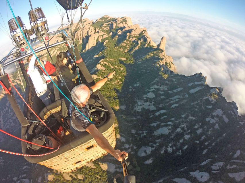 Barcelona: Montserrat Hot-Air Balloon & Monastery Experience - One hour above Catalonia
