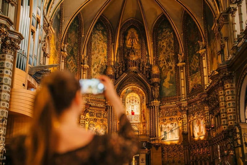Barcelona: Montserrat Monastery and Natural Park Day Trip - Seeing La Moreneta, the Black Madonna