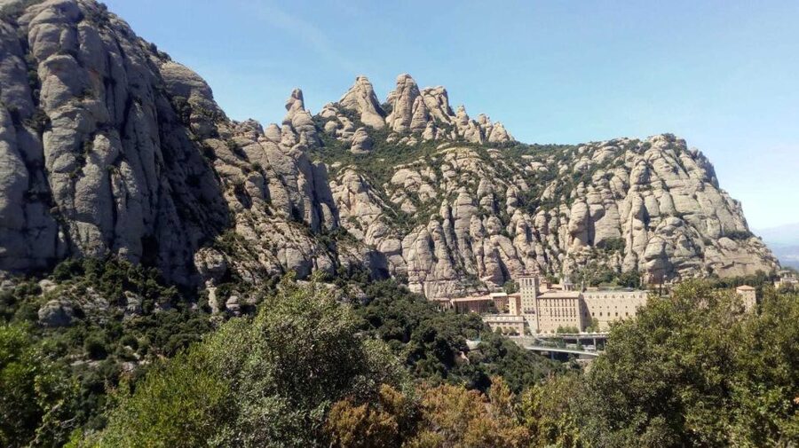 Barcelona: Montserrat Private Trip with Monastery Ticket - Walking to San Miguel Viewpoint