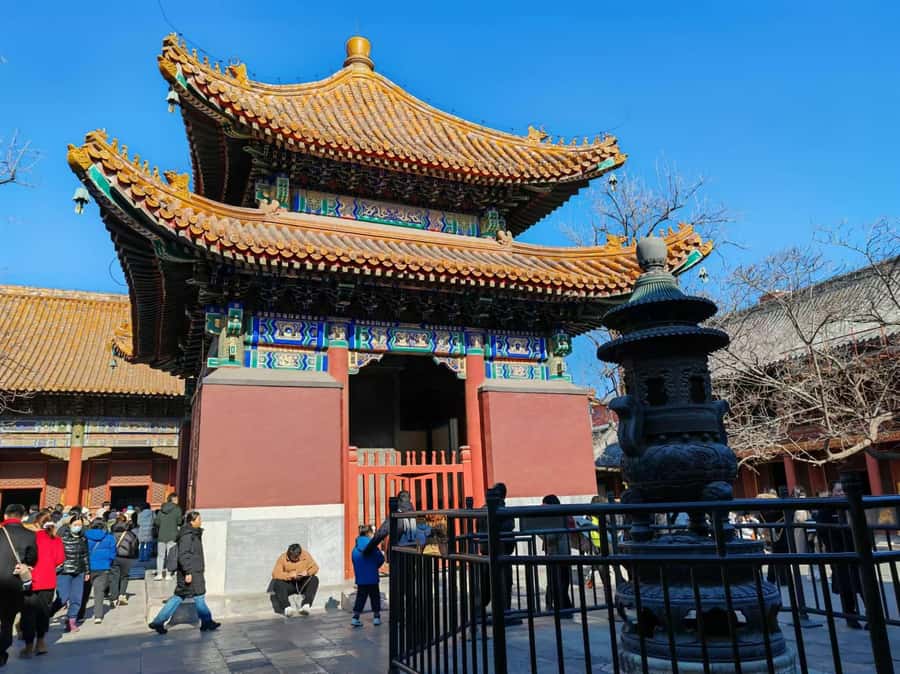 Beijing:Customizable Temple and Religious Sites Private Tour - The Lama Temple and Beijing’s Tibetan Buddhist center
