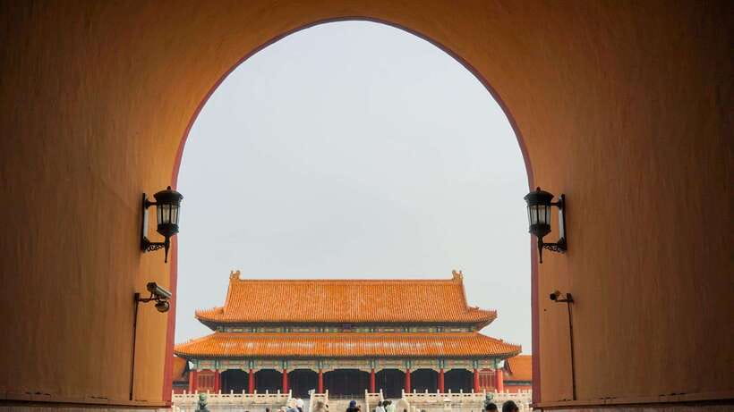Beijing:Forbidden City and Temple of Heaven Small Group Tour - Crowds, heat, and the physical effort