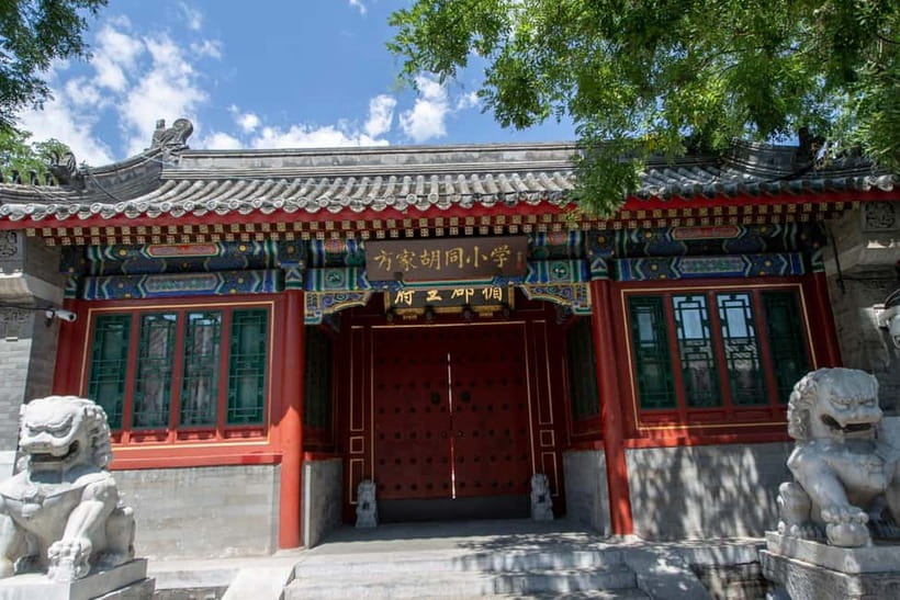 Beijing: Lama Temple Entry Ticket and Optional Guided Tour - Transport, guide support, and the pace of the day