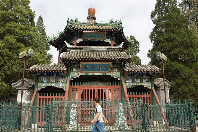 Beijing Private Religious Tour: White Cloud Temple, Lama Temple, Niujie Mosque - Why this Beijing religion tour is worth your day