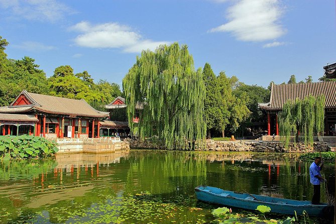 Beijing Private Tour to Temple of Heaven, Panda House and Summer Palace - Starting with pandas at the Panda House