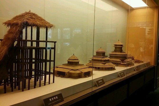 Beijing Private Tour to Temple of Heaven, Panda House and Summer Palace - Hongqiao Market adds a commercial finish