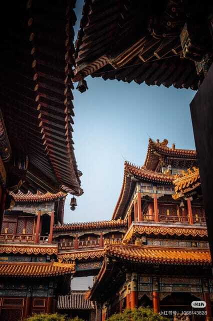Beijing: Yonghe Lama Temple Tickets with guide (optional) - Choosing a ticket or an English guide