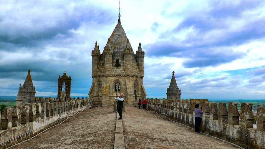 Between Life & Death: Roman Temple, Cathedral & Bone Chapel - Why Évora makes a strong day trip from Lisbon