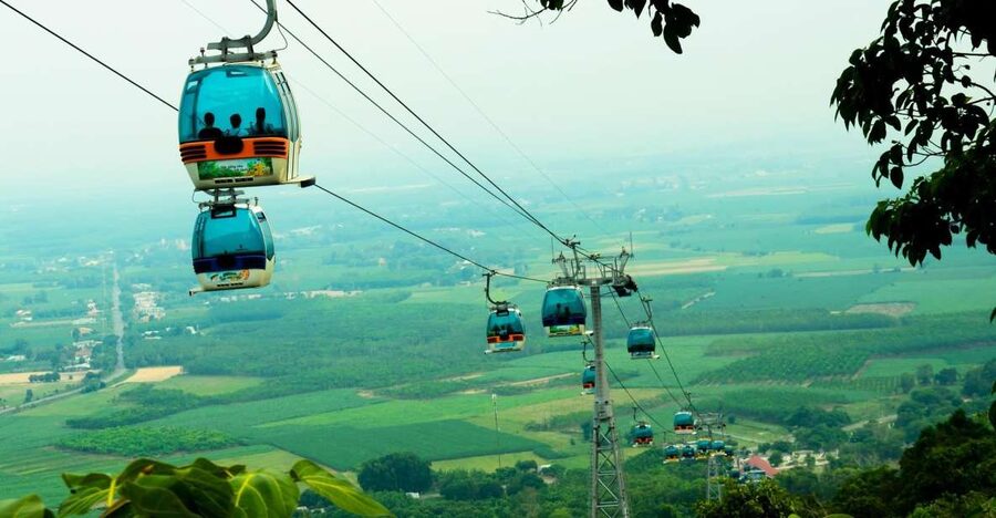 Black Virgin Mountain, Cao Đài Temples & Củ Chi Tunnels Tour - Why this day trip covers so much ground