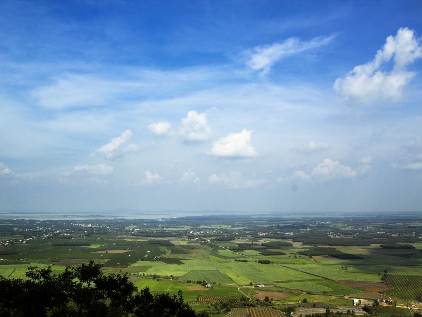 Black Virgin Mountain, Cao Đài Temples & Củ Chi Tunnels Tour - Who should choose this tour?