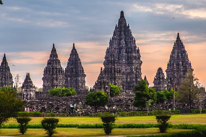 Borobudur(climb up), Merapi Volcano and Prambanan Temple Tour - Climbing Borobudur, not just photographing it