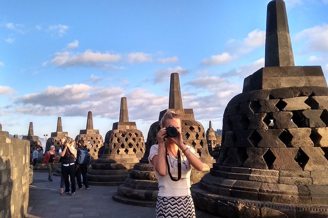 Borobudur Temple Climb To The Top & Prambanan Temple - 1 day tour - What the strongest guide service looks like