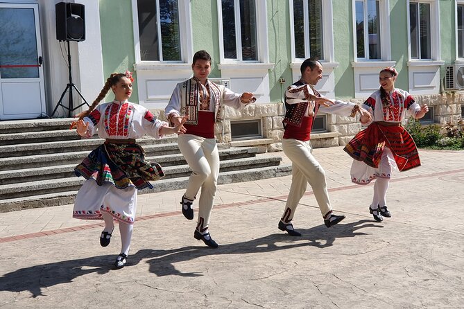Bulgaria Day Trip: Basarabovo Monastery, Tsarevets & Arbanasi - Why this Bucharest to Bulgaria day trip works