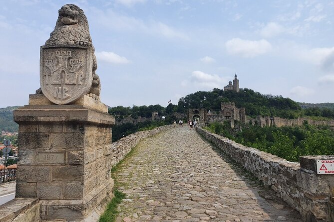 Bulgaria Day Trip: Basarabovo Monastery, Tsarevets & Arbanasi - What Nicolas adds to the experience