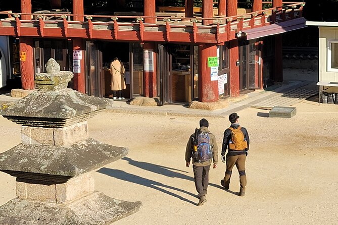 Busan Beomeosa Temple & Hongbeopsa Temple with temple lunch - Naewonam Hermitage and the quieter side of Beomeosa