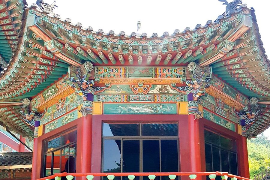 Busan Tour: Gamcheon Village & Yonggungsa Temple + Lunch - Korean BBQ Lunch and the Vegetarian Choice