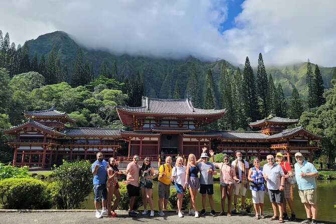 Byodo In Temple, Waimea Botanical Garden-Waterfall: Includes Fees - Early pickup and the ride around the island