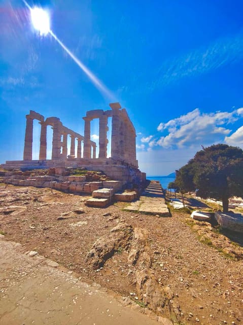 Cape Sounio: Private Sunset Tour to Temple of Poseidon - Lake Vouliagmeni in 15 minutes